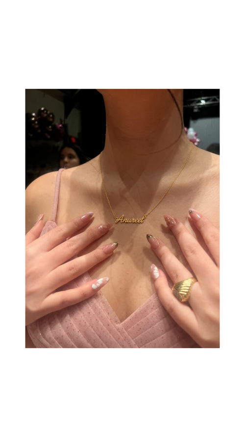Custom Script Name Necklace – Personalized Gold Nameplate Necklace